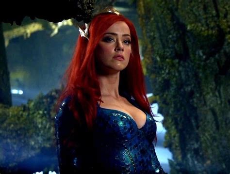 All Hail The Queen Mera Aquaman Amber Heard Hollywood Celebrities