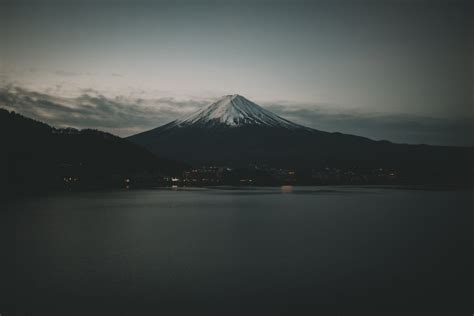 Mount Fuji Japan Nature Snow Water Trees Mountains Dark 2k