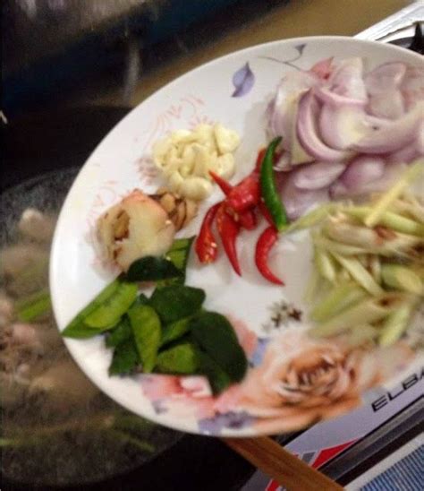 Resepi tomyam ini amat mudah disediakan.anda boleh mengubah ikut citarasa anda. Resepi Tom Yam Ala Thai Power Gadis Ni Dapat Lebij 12 Ribu ...