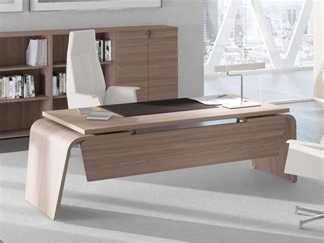 Sie möchten ihr büro mit einem designer schreibtisch auffrischen? Chefbüro modern günstig online bei JourTym kaufen | Ofi̇s ...