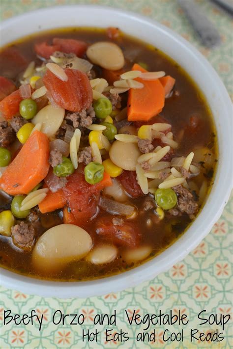 If you love cabbage rolls, but don't love all the work involved, this quick cooking cabbage roll soup is for you! RECIPE FOR HAMBURGER AND CABBAGE SOUP | hamburger recipe