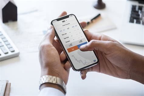 Sekarang anda bisa melakukan semua hal tersebut di atas dengan menggunakan sebuah aplikasi. Cara Pakai Aplikasi Bibit: Ketahui Sebelum Memulai Investasi