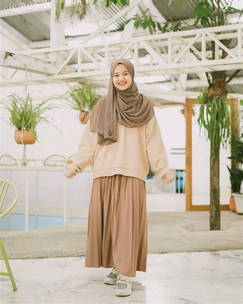 Ootd Hijab Syari Di 2021 Model Pakaian Hijab Model Pakaian Islami