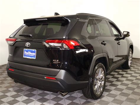 Truecar has over 925,894 listings nationwide, updated daily. New 2020 Toyota RAV4 XLE Premium AWD Sport Utility