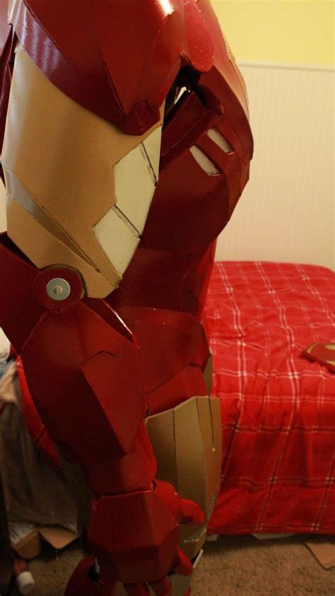 An Awesome Selfmade Iron Man Costume Pics Izismile Com
