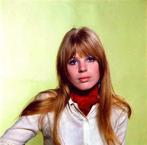 Rock And Roll Girl Marianne Faithfull She Walks In Beauty Into The Sun Thing 1 Red Army