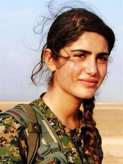 el estado islámico asesinó a la angelina jolie kurda cerca de la frontera sirio turca infobae
