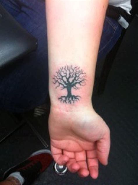 tree of life small tattoo - Google Search | Small tattoos, Life tattoos ...