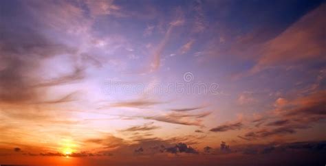 Dramatic And Impressive Sunset Sky Background Beauty In Nature