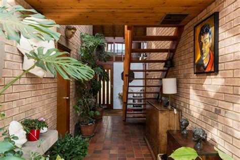 Historic 1970s Home With Tv Pit Asks 886k In Cambridge Uk Curbed