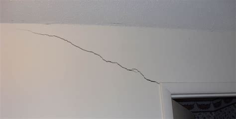 Ceiling cracks can be caused by a few things: How can drywall cracks be avoided during the winter ...