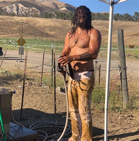 Shirtless Jason Momoa Gets Hosed Off In Muddy Instagram Post Hard To Explain This One
