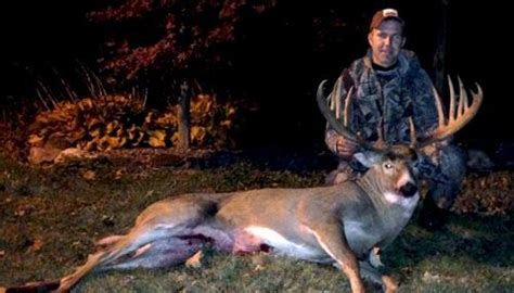 Big Buck Alert Ohio Bowhunter Takes 193 Inch Whitetail Outdoor Life