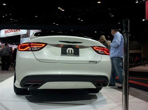 Mopar Modified 2015 Chrysler 200 To Be On Show At The Chicago Auto Show