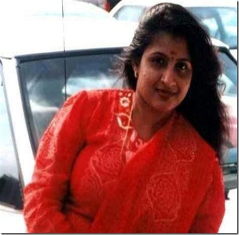 Watch suchitra murali murder emotional scene from no 20 madras mail movie starring: actress malayalam pictures: Malayalam Actress Suchitra Hot