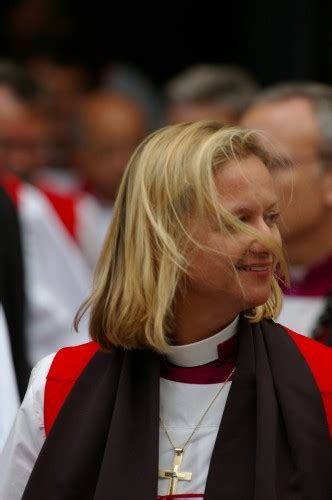 Anglicans Ablaze Ordained Women Priests Outpace Men In Church Of England