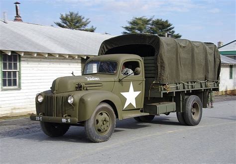 Pin By Mel Harris On Big And Heavy Duty F0rd Trucks Wwii Vehicles