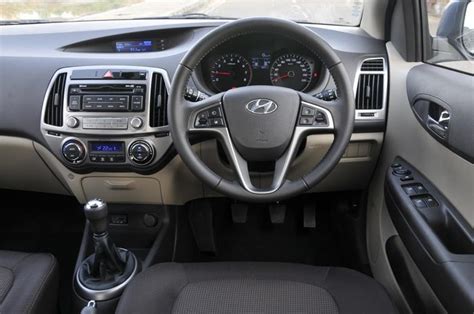 Test Drive And Review Of New Hyundai I20 Car To Ride