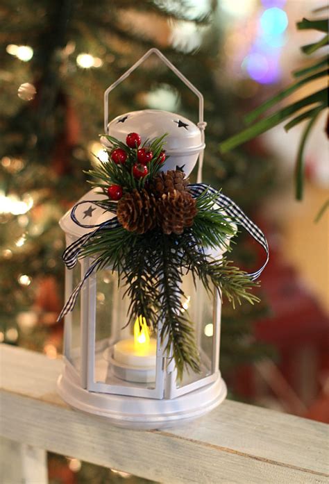 65 Amazing Christmas Lanterns For Indoors And Outdoors Digsdigs