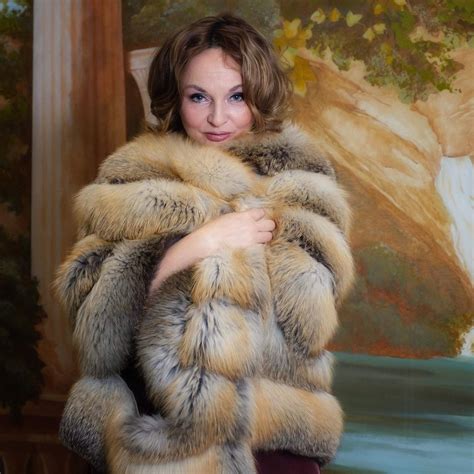 pin by Мех bампир on fur pins real ladies no modell 82 fur coats women fur hood coat fur