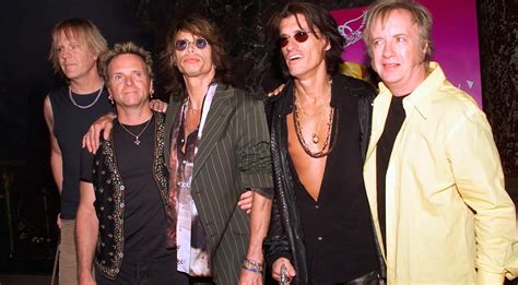 19 Years Ago After Nearly 30 Years Together Aerosmith Finally Achieve What Every Band Dreams Of
