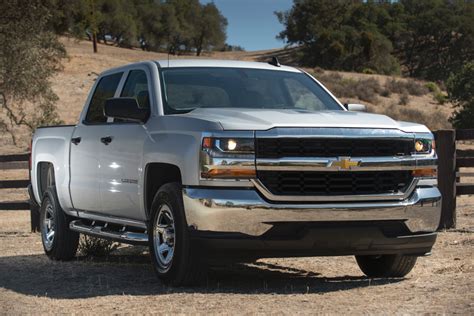 Lighting Big Focus Of Redesigned Silverado Medium Duty Work Truck Info