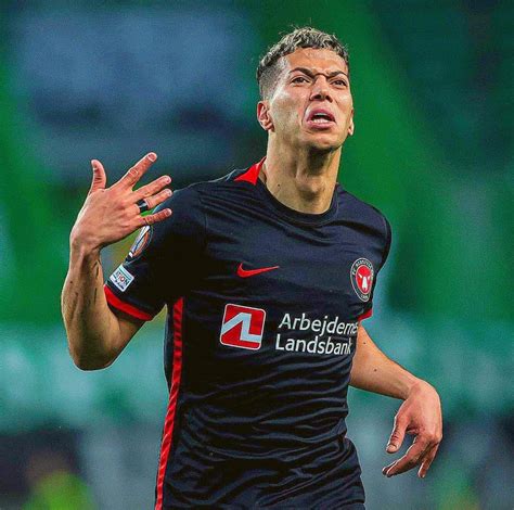 Micky Jnr on Twitter: "Emam Ashour to Al Ahly is done. 🔴🇪🇬 Welcome to