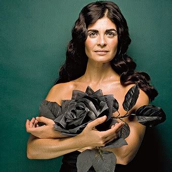 She is an actress, known for katseeseen kätketty (2009). Soledad Villamil Resimleri - Sinemalar.com