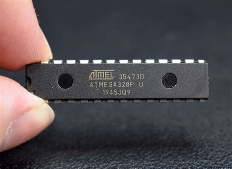 Attiny85 Microcontroller — Maker Portal