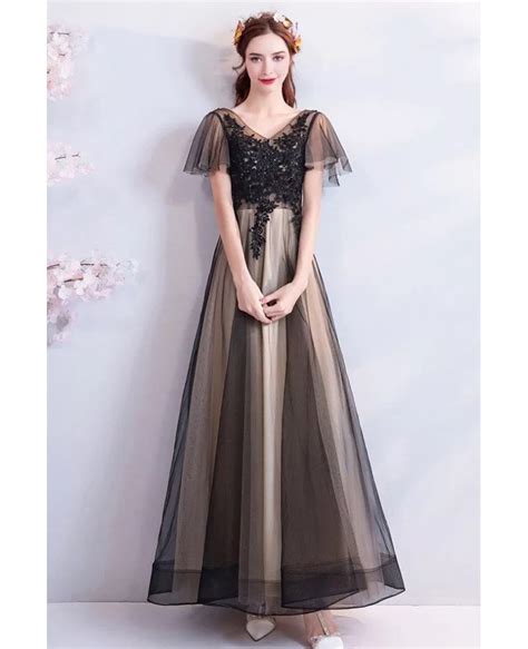Vintage Long Black Tulle Empire Prom Dress With Lace Sleeves Wholesale