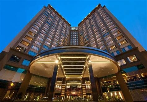 Tour of the hotel and a walk towards klcc and petronas towers. 7 Best Work-From-Hotel Packages In Selangor You Should ...