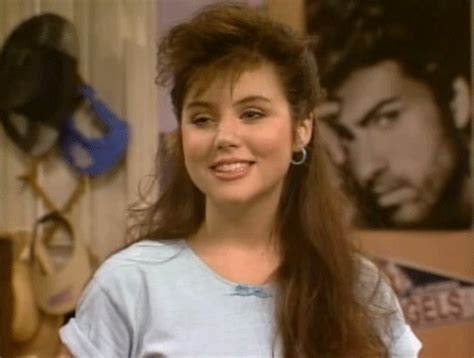Kelly Kapowski S Saved By The Bell Gif On Gifer By Thotius