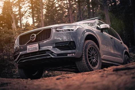 Lifted Volvo Xc90 Goes Off Road On 32 Inch Falken Wildpeak At3 Tires