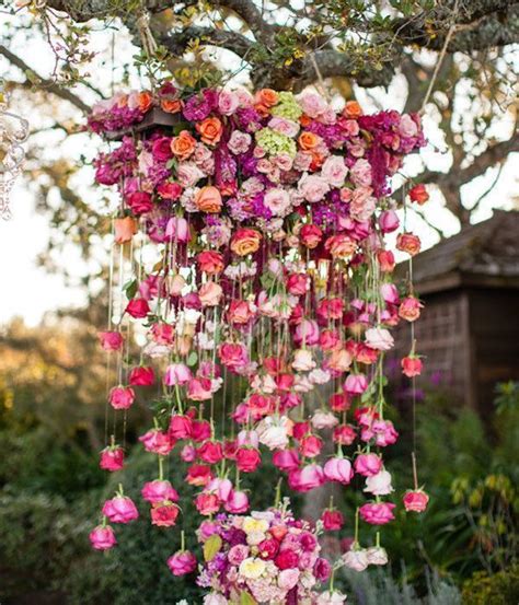 28 Awesome Hanging Flower Upside Down Weddingtopia Hanging Flowers