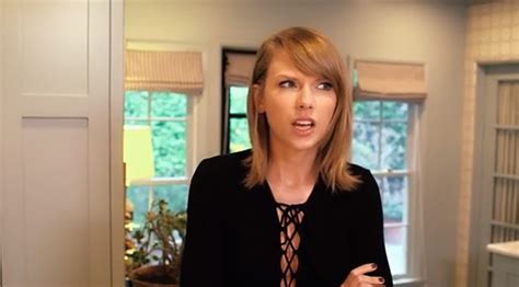 Taylor Swift Answers Vogues 73 Questions Is Predictably Amazing Tribe Magazine