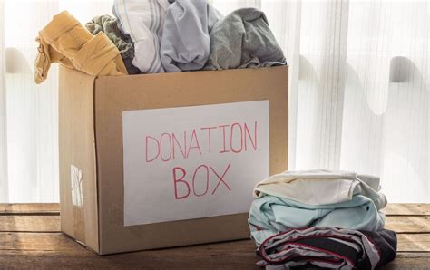 How To Tell When Its Time To Donate Your Clothing