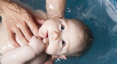 El Primer Baño Del Bebé Es Una Experiencia Maravillosa