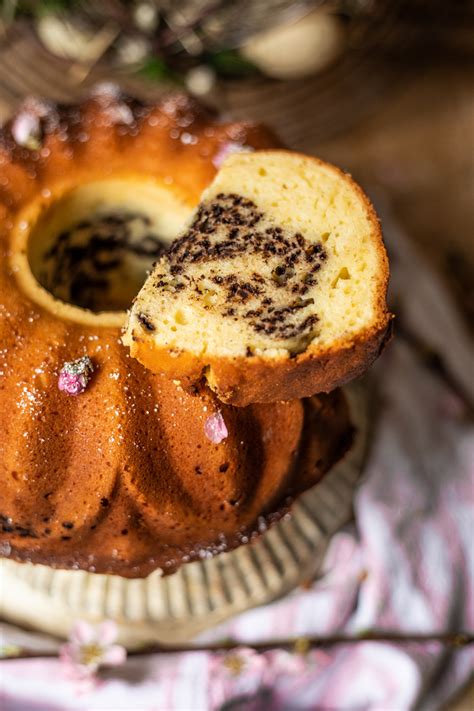 Check spelling or type a new query. Eierlikör-Kuchen mit Quark und Schokostreuseln ...