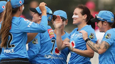 Adelaide Strikers Wbbl05 Beat Sydney Sixers By Eight Wickets The
