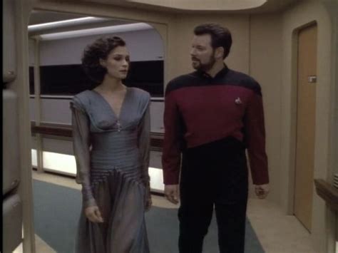 Famke janssen in star trek: Star Trek Next Generation 5 X 21 "Perfect Mate" Famke ...