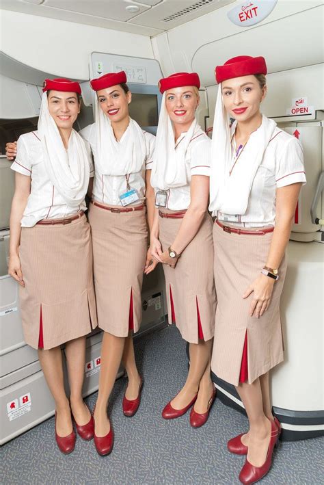 Pin By Aizat Mohd Sofian On Stewardess Emirates Cabin Crew Female Flight Attendant Fashion