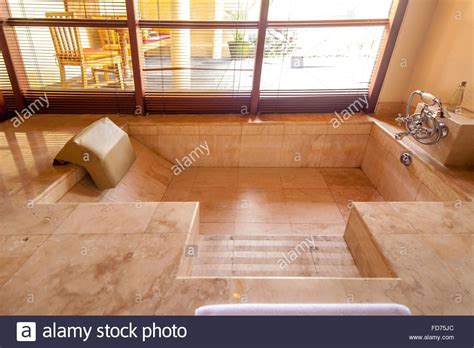Remember new tubs differ in width from the old tubs. Sunken bathtub with steps (With images) | Bathroom ...