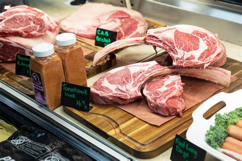 If you go late, they dont prepare fresh food, beware of that. Dining at the Jersey Shore