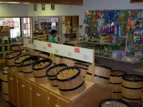 Our long run can be traced back in 2003, when we started the. Best 25 Pet Store Display Ideas On Pet Store 117 best ...