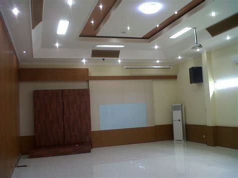 Maybe you would like to learn more about one of these? Desain Plafon Ruang Tamu Cantik | Desain plafon, Rumah ...