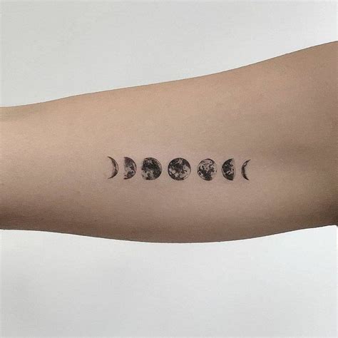 37 Cute Mini Tattoos Of Moon And Stars For Women Sun Tattoos Body Art