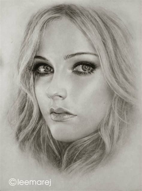 Pin By Joan Vonk On Drawings Faces Female Face Drawing Realistic