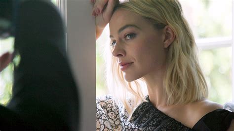 Bombshell Why Margot Robbie Started A Fake Twitter Account Variety