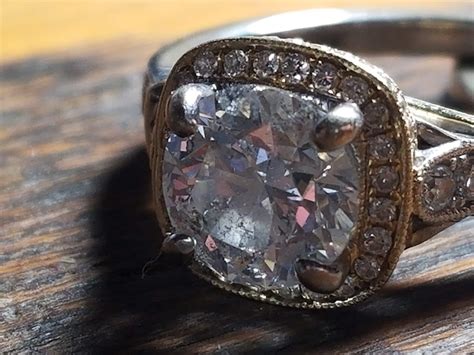 How big is 1 8 carat diamond. 1.8 Carat Diamond Engagement Ring and Wedding Band | I Do ...