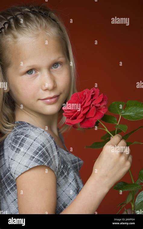 The Red Rose Girls Hi Res Stock Photography And Images Alamy